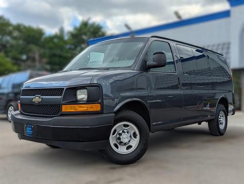 2017 Chevrolet Express 2500 LS
