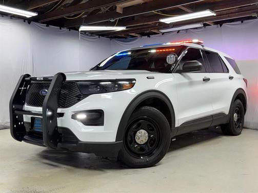 White 2023 Ford Utility Police Interceptor Base