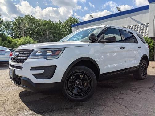 Photo 1 of 32 of 2016 Ford Utility Police Interceptor Base