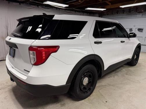 2021 Ford Utility Police Interceptor Base