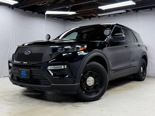 Black 2021 Ford Utility Police Interceptor Base
