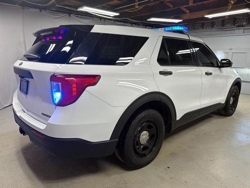 2021 Ford Utility Police Interceptor Base