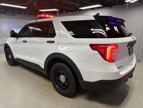 2021 Ford Utility Police Interceptor Base