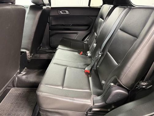 Black 2018 Ford Utility Police Interceptor Base