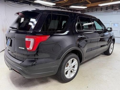 Black 2018 Ford Utility Police Interceptor Base