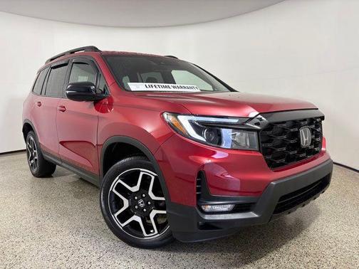 Radiant Red Metallic II 2022 Honda Passport Elite