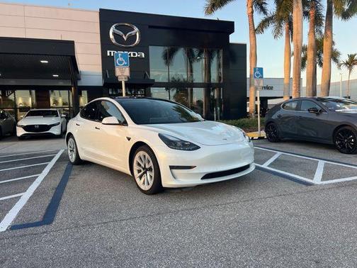 2021 Tesla Model 3 Standard Range Plus