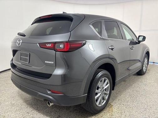 2022 Mazda CX-5 2.5 S Preferred Package