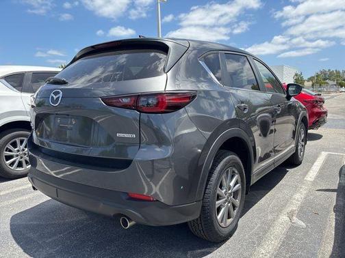 2022 Mazda CX-5 2.5 S Preferred Package