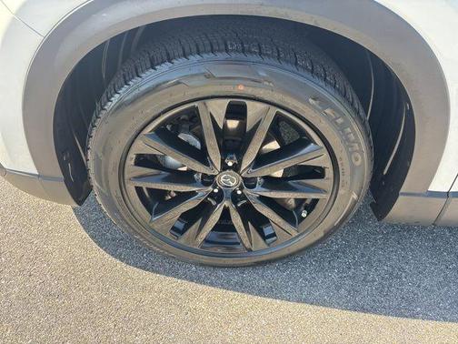 2022 Mazda CX-9 Touring Plus