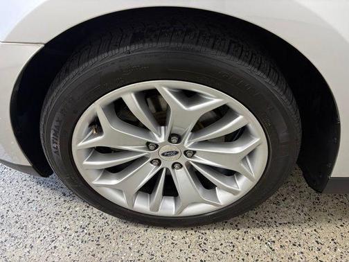 2018 Ford Taurus Limited