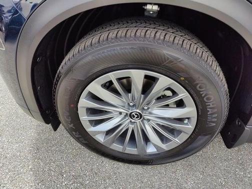 2025 Mazda CX-90 SE