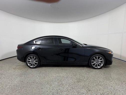 2019 Mazda Mazda3 FWD w/Preferred Package
