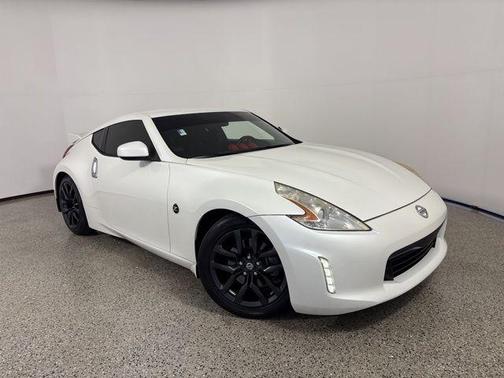 2017 Nissan 370Z Base