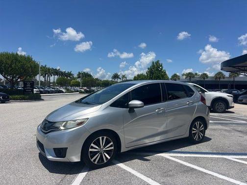 Alabaster Silver Metallic 2015 Honda Fit EX