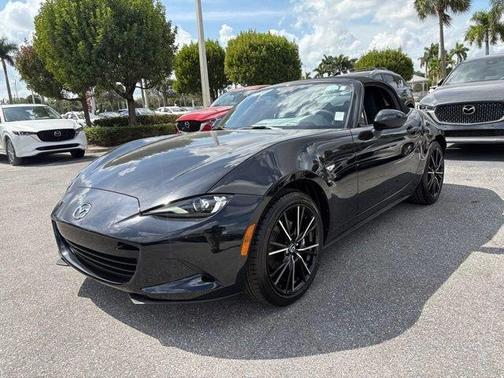 2025 Mazda MX-5 Miata Grand Touring