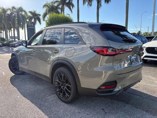 Zircon Sand Metallic 2026 Mazda CX-70 3.3 TURBO PREFERRED