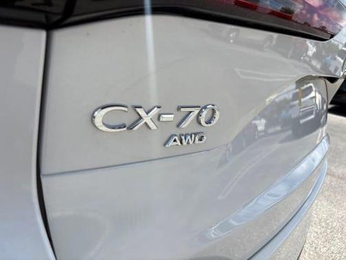 2025 Mazda CX-70 PHEV Premium Package
