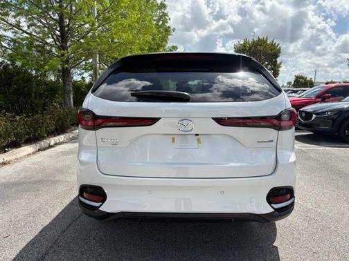 2025 Mazda CX-70 PHEV Premium Package