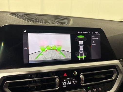 2020 BMW 330 i
