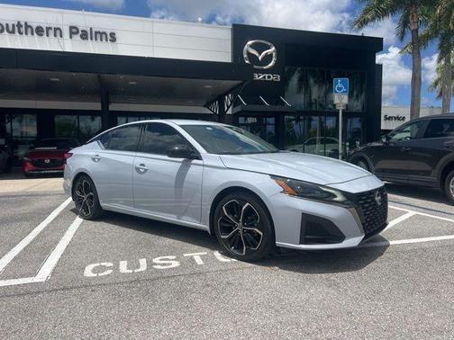 Gray Sky Pearl 2025 Nissan Altima SR