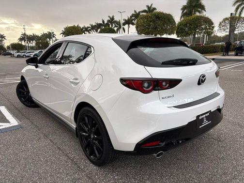 Snowflake White Pearl 2026 Mazda Mazda3 2.5 S