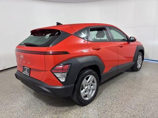 2024 Hyundai KONA SE