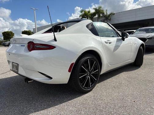 Snowflake White Pearl 2026 Mazda MX-5 Miata Grand Touring