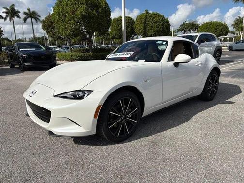 Snowflake White Pearl 2026 Mazda MX-5 Miata Grand Touring