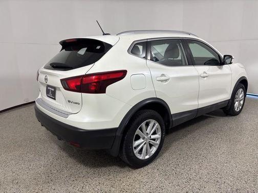 2017 Nissan Rogue Sport SV