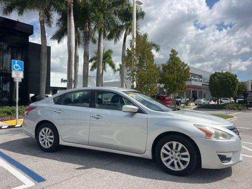 2014 Nissan Altima 2.5 S