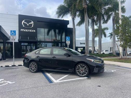 Aurora Black 2022 Kia Forte GT