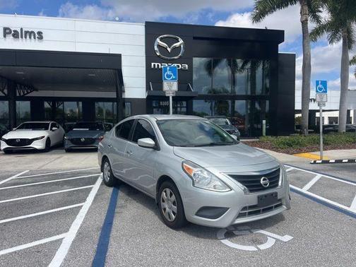 2015 Nissan Versa 1.6 SV