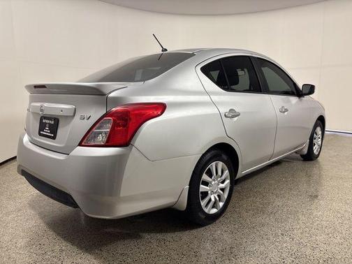 2015 Nissan Versa 1.6 SV