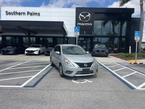 2015 Nissan Versa 1.6 SV