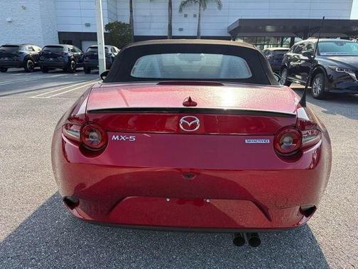 Soul Red Crystal Metallic 2026 Mazda MX-5 Miata Club