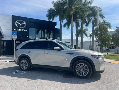Platinum 2025 Mazda CX-90 3.3 Turbo Preferred Package