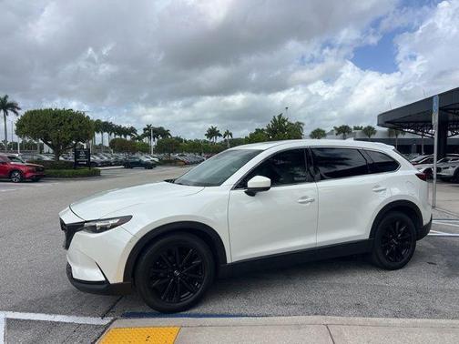 Snowflake White Pearl 2023 Mazda CX-9 Touring Plus