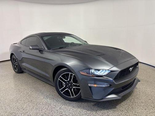 2020 Ford Mustang EcoBoost