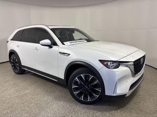 2024 Mazda CX-90 PHEV Premium Plus