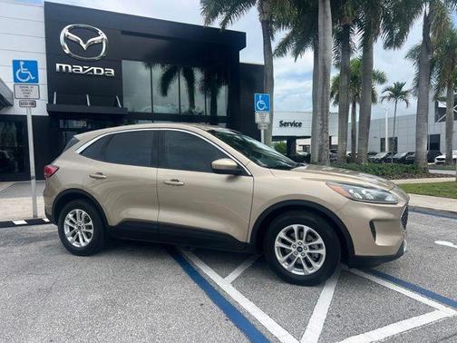 Desert Gold Metallic 2020 Ford Escape SE
