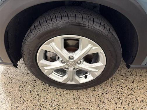 Pearl 2023 Honda HR-V LX