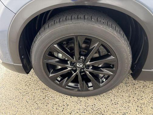 2022 Mazda CX-9 Carbon Edition
