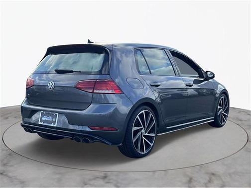 2019 Volkswagen Golf R 2.0T DSG