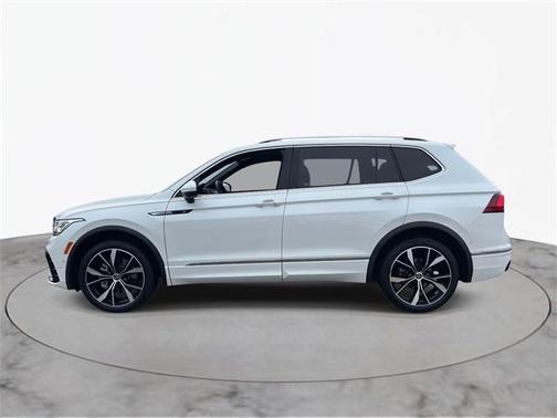 2022 Volkswagen Tiguan 2.0T SEL R-Line 4MOTION