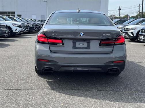 2022 BMW 530 i xDrive