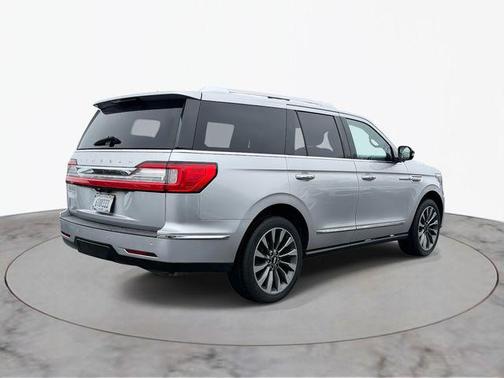 2018 Lincoln Navigator Select