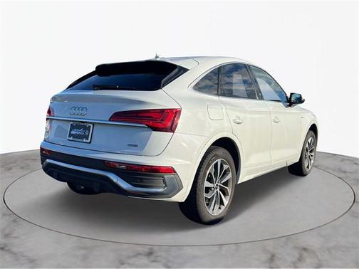 2023 Audi Q5 45 S line Premium Plus