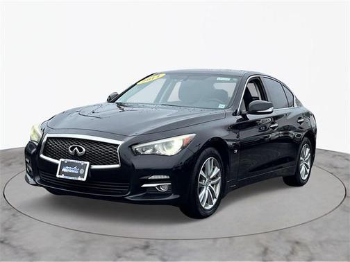 2014 INFINITI Q50 Premium