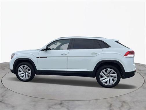 2022 Volkswagen Atlas Cross Sport 3.6L V6 SE w/Technology